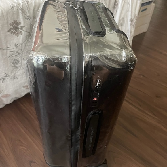 Off-White Suitcase - Picture 11 of 16